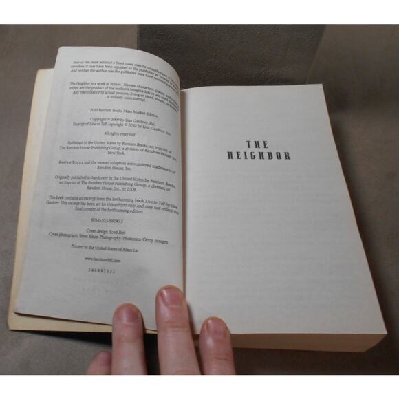 The Neighbor by Lisa Gardner Paperback 2010 Detective D.D. Warren #3 - Picture 4 of 7